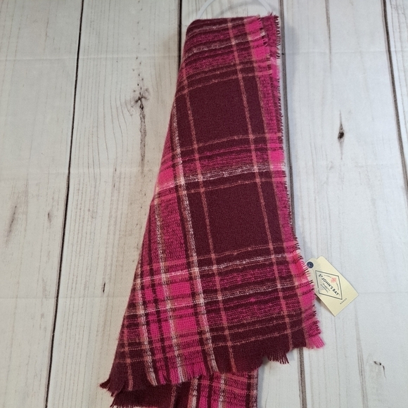 St John's Bay Wine Pink Plaid Scarf - Picture 2 of 6